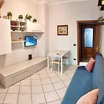 Апартаменты Near Metro Bengasi