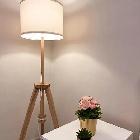 Апартаменты Near Metro Bengasi *